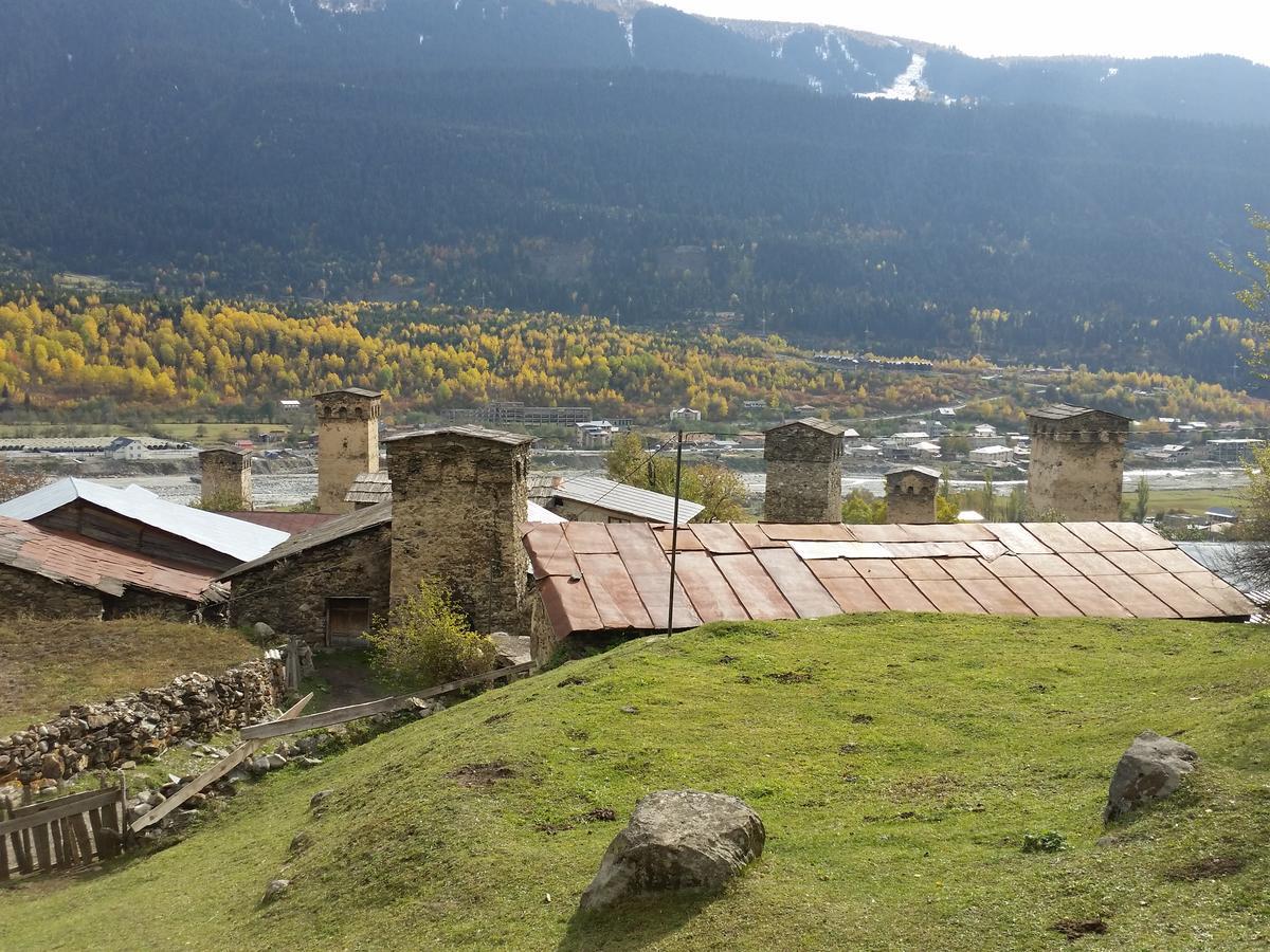 Lagami House Hotell Mestia Eksteriør bilde